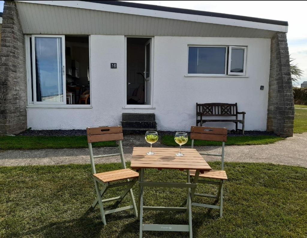 Chalet 18 Widemouth Bay Holiday Village Bude Extérieur photo