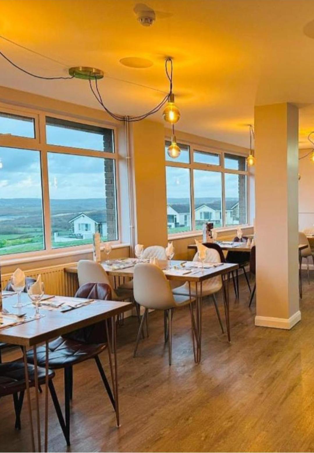 Chalet 18 Widemouth Bay Holiday Village Bude Extérieur photo